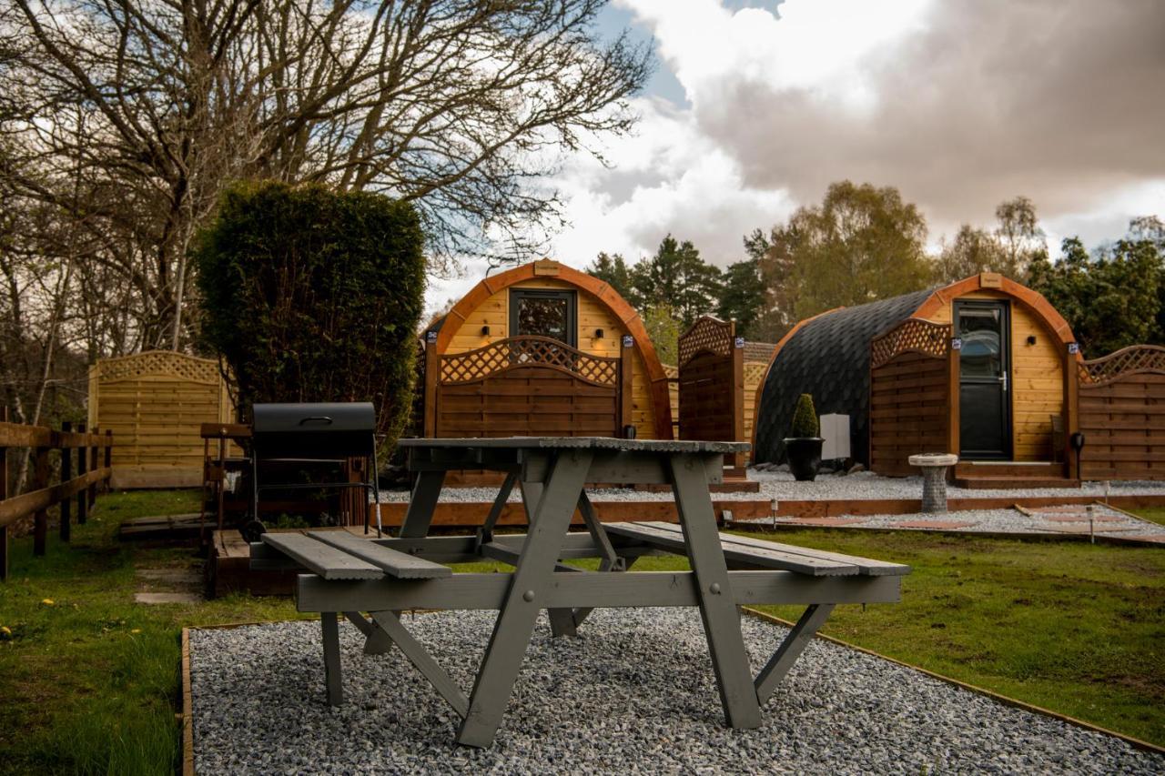 Highland & Transylvania Glamping Pods Roybridge Exterior foto